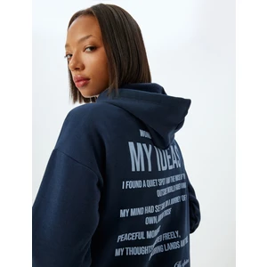 Arkası Baskılı Sweatshirt Kapüşonlu Şardonlu Rahat Kalıp