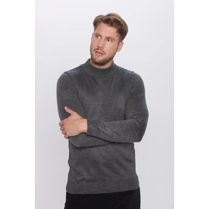Erkek Slim Fit Dar Kesim Yumuşak Dokulu Tüylenmeyen Gri Yarım Balıkçı Yaka Triko Kazak