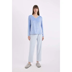 Pijama Takımı V Yaka Velur Uzun Kollu Üst Çizgili Beli Lastikli Alt-Fall in Love A6205AX24AU