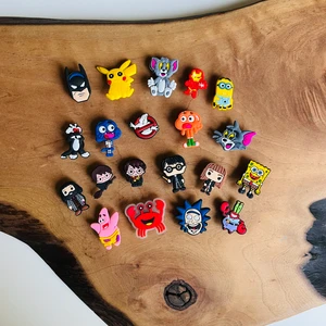 Crocs Jibbitz Terlik Süsü 20 Li Set Garfield,minion,harry Potter,sünger Bob,bay Yengeç,batman