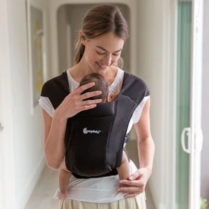 Embrace Soft Knit , 0- 1 Yaş ve 3 Farklı Taşıma Pozisyonlu Yeni Doğan Kangurusu (Pure Black)