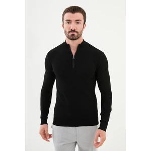 Dokulu Siyah Slim Fit Fermuarlı Yarım Balıkçı Yaka Erkek Triko Kazak
