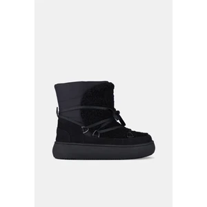 Merrill Basic Kız Çocuk Siyah Outdoor Bot