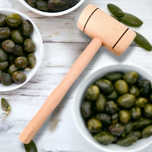 El Yapımı Küçük Ahşap Tokmak Zeytin Ceviz Fındık Kırıcı
