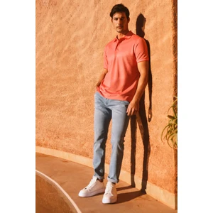 AC&Co / Altınyıldız Classics Erkek Çekmeyen Pamuklu Kumaş Slim Fit Dar Kesim Narçiçeği-Beyaz Kıvrılmaz Polo Yaka Tişört