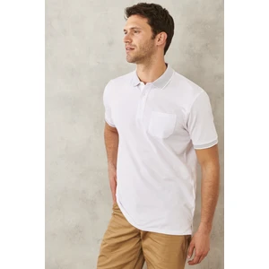 AC&Co / Altınyıldız Classics Erkek Çekmeyen Pamuklu Kumaş Regular Fit Rahat Kesim Beyaz Kıvrılmaz Polo Yaka Cepli Tişört