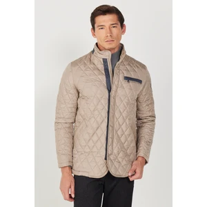 ALTINYILDIZ CLASSICS Erkek Bej Standart Fit Normal Kesim Dik Yaka Çıtçıtlı Dolgulu Desenli Overcoat