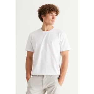 ALTINYILDIZ CLASSICS Erkek Beyaz 360 Derece Her Yöne Esneyen Slim Fit Dar Kesim Bisiklet Yaka Tişört