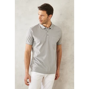 AC&Co / Altınyıldız Classics Erkek Çekmeyen Pamuklu Kumaş Regular Fit Rahat Kesim Gri Kıvrılmaz Polo Yaka Cepli Tişört