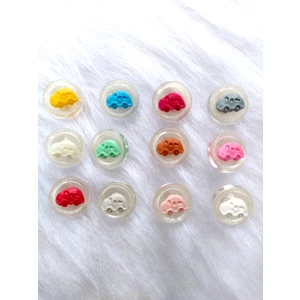 24 Adet Karışık Renkli Araba Figür Düğme