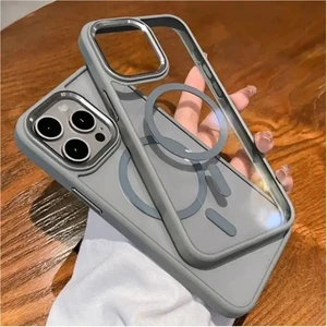iPhone 16 Pro Max Kılıf Magsafe Özellikli Metal Kamera ve Tuş Tasarımlı Arkası Sararmaz Sert Şeffaf