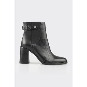 Siyah Deri Kadın Klasik Bot