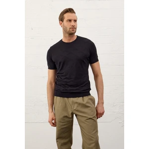 Erkek Bisiklet Yaka Slim-Fit Kalıp Yazlık Triko T-Shirt Koyu Lacivert - 5017DNGR