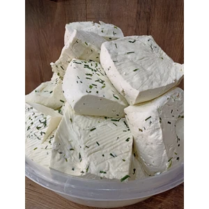 Akyol Mandıra Van Otlu Peynir Salamura 3 kg (İnek)