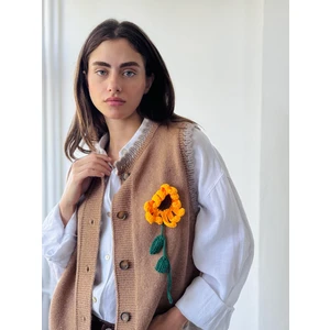 Tasarım Nakışlı Ayçiçeği Kabartmalı Simli Yelek Kadın Vizon