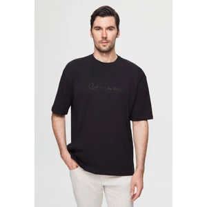 Oversize Siyah Baskılı %100 Pamuk T-shirt 2EC14ORT05211