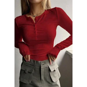 Kadın Kırmızı Düğme Detaylı Patlı Düğmeli Bisiklet Yaka Uzun Kollu Fitilli Kaşkorse Bluz Body