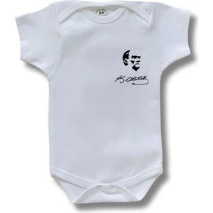 Betül Bebek Kısa Kollu Atatürk Baskılı  Organik Pamuk Çıtçıtlı Bebek Body&zıbın