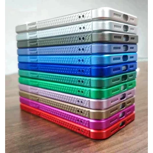 Iphone 13 Pro Max Metalic Renk Kamera Korumalı Silikon Kılıf