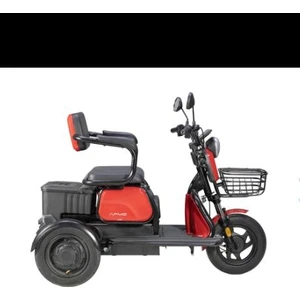 Apm2 3 Tekerlekli Moped Kırmızı