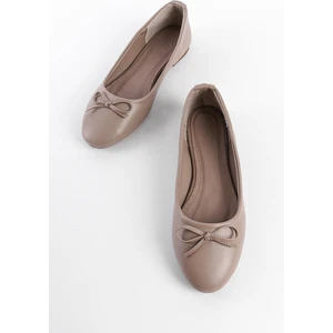 Capone Outfitters  Deri Fiyonklu Yuvarlak Burunlu Kadın Babet