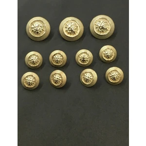 11 Adet Karışık Boy Aslan Desenli Gold Renk Trençkot,Kaban Ve Blazer Ceket Düğmesi Takımı