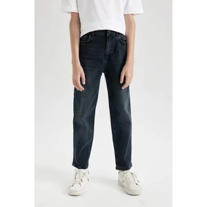 Erkek Çocuk Straight Fit Düz Paça Cepli Jean Pantolon C7236A824WN
