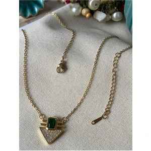 Çelik Gold Üçgen Zümrüt Taşlı Kolye