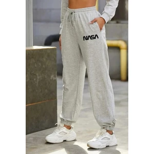 Kadın Yüksek Belli Jogger Eşofman Altı Nasa Baskılı