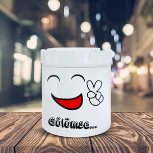 Gülümseyen Yüz Emojisi Baskılı Seramik Küllük Kül Tablası-302178