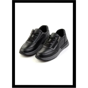 Siyah Hakiki Deri Kadın Sneaker K01331802203