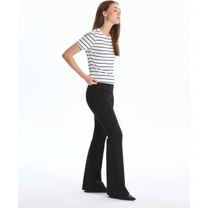 LC Waikiki Lcwaıkıkı Classic Dar Fit Düz Ispanyol Paça Kadın Pantolon