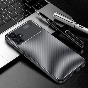 Samsung Galaxy A06 Uyumlu 3D Kamera Korumalı Karbon Leke Tutmaz Darbe Emici Kılıf
