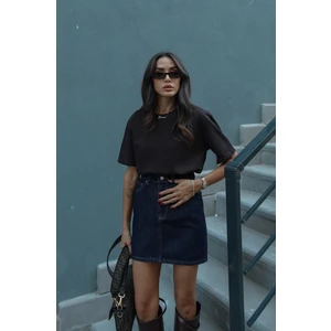 Acı Kahve Dekoratif Dikişli Tok Doku Tişört