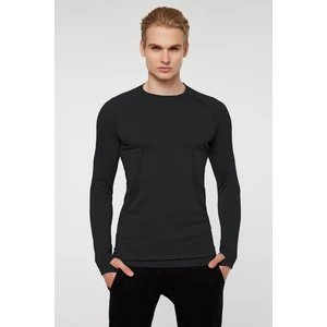 Maine T-Shirt Siyah