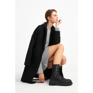 Kadın Siyah Oversize Buklet Kaban