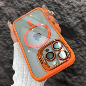 iPhone 11 Uyumlu Kılıf Klon Stantlı + Lens Korumalı Magsafe Kapak