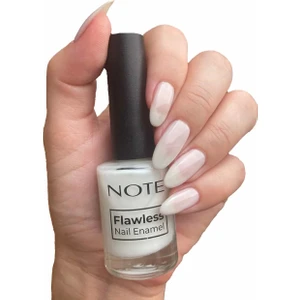 Note Cosmetics Flawless 21 Whisper White Beyaz Oje – Tek Kat Örtücülük, Parlak ve Hızlı Kuruyan, Zararlı Kimyasal İçermeyen