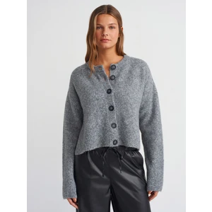 60280 Dik Yaka Düğmeli Yumuşak Dokulu Yırtmaçlı Triko Hırka-Füme M.