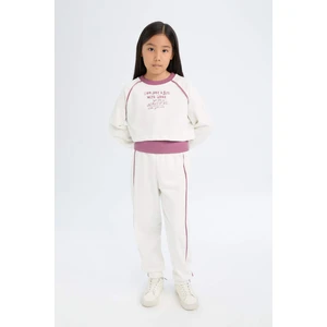 Kız Çocuk 3'lü Takım Bisiklet Yaka Baskılı Crop Sweatshirt Basic Düz Atlet Beli Lastikli Jogger Eşofman Altı D4067A824WN
