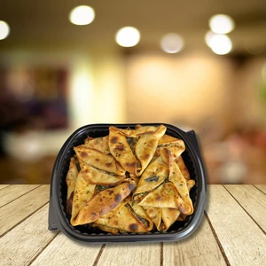 Katıklı Ekmek Ispanaklı Üçgen Börek (15'li Paket)