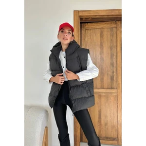 Kadın Rahat Uzun Boy Fermuar Detaylı Kapüşonlu Cepli Şişme Yelek