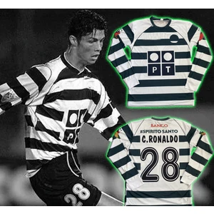 C.ronaldo 28 Sprting Uzun Kollu Forması 2002