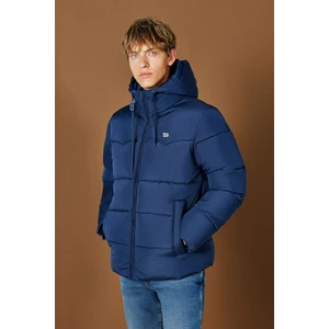 Regular Fit Normal Kesim Kapüşonlu Haki Şişme Mont