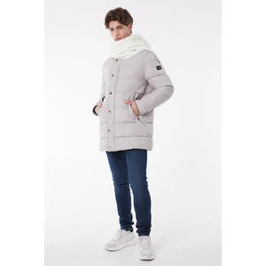Regular Fit Normal Kesim Dik Yaka Kırık Beyaz Şişme Mont