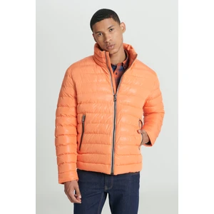 Regular Fit Normal Kesim Dik Yaka Haki Şişme Mont