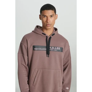 Loose Fit Rahat Kesim Kapüşonlu İçi Polarlı Sırt Baskılı Kahverengi Sweatshirt