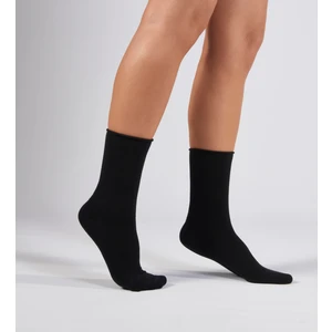 Siyah Bambu Lastiksiz Dikişsiz Kadın Soket Çorap
