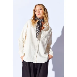 Ekru Oversize Tek Cepli Gabardin Rahat Kesim Soft Dokulu Pamuk Kadın Gömlek - 8174
