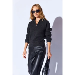 Antrasit Pamuklu Soft Doku Fermuarlı Yarım Balıkcı Yaka  Kadın Kazak | EK100539429